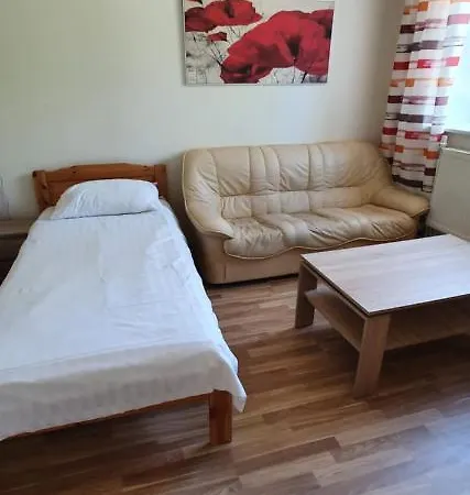 Jk曼尼库旅舍 * 塔林
