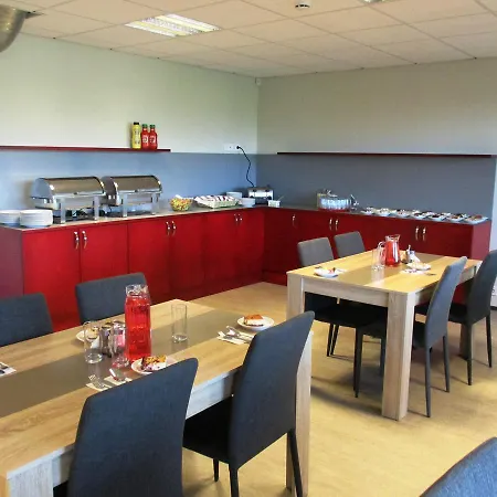 Maenniku Jk Таллин